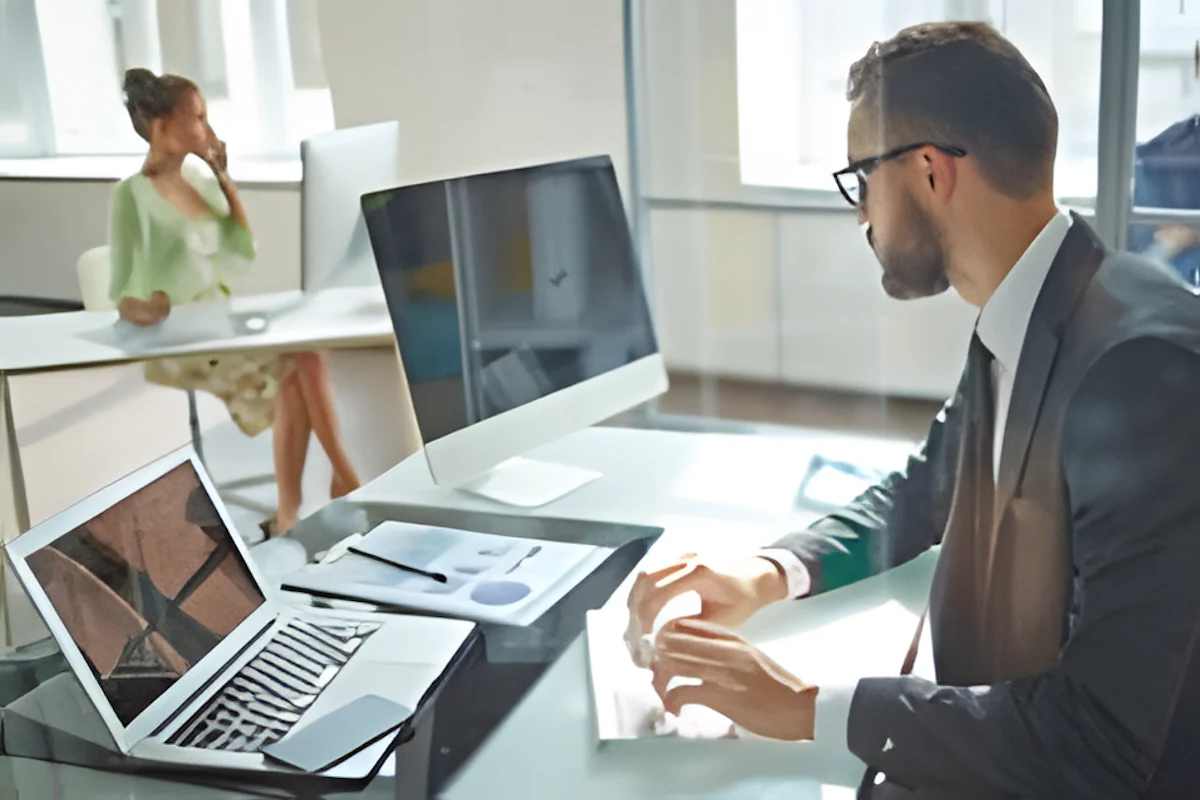 Course: SAP Employee Self-Service - AI-Tutor Powered
